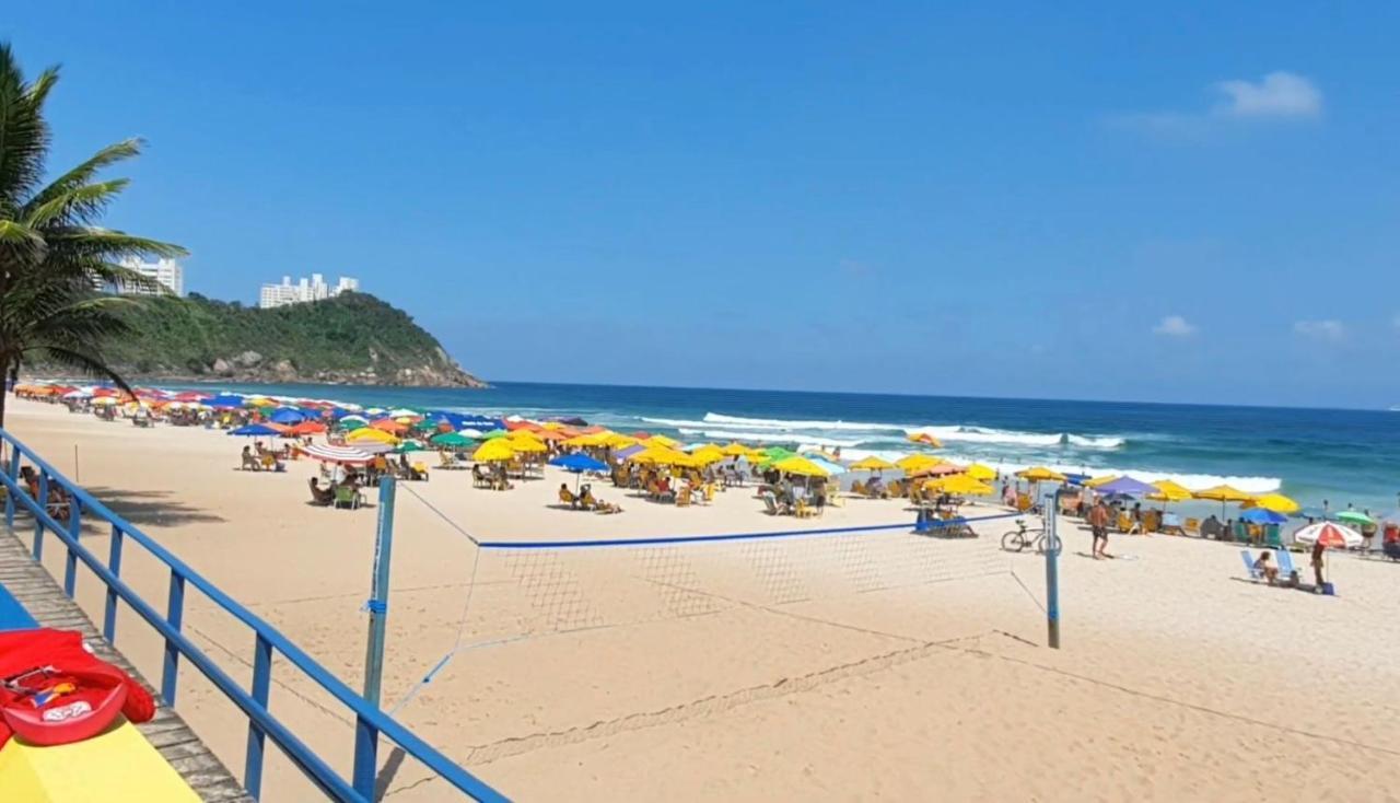 Apartamento 100 metros da praia das Astúrias Guarujá Exterior foto